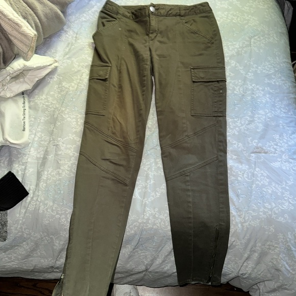 ⚡️INC⚡️green utility/cargo pants - Picture 3 of 4